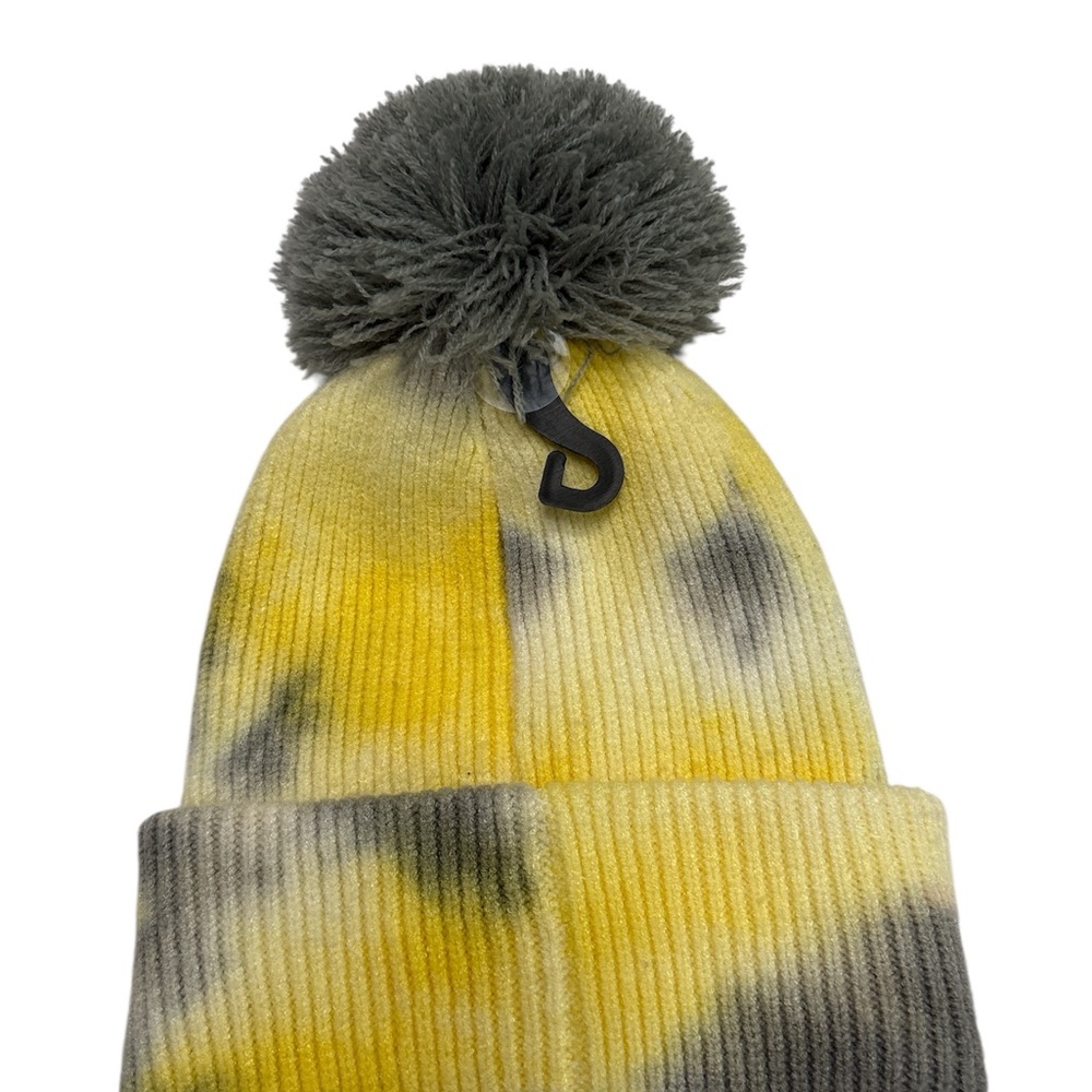 NWT. C.C KIDS Tie dye Pom Beanie - Picture 2 of 5